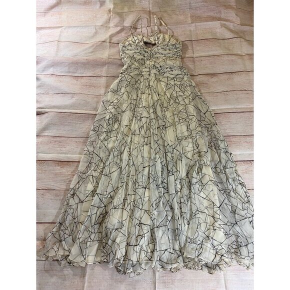 Carolina Herrera Women's Cream/Black Layered 100% Silk Dress - 6 - Picture 14 of 17